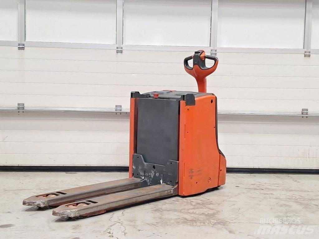 Linde T16L Električni nizko dvižni viličar