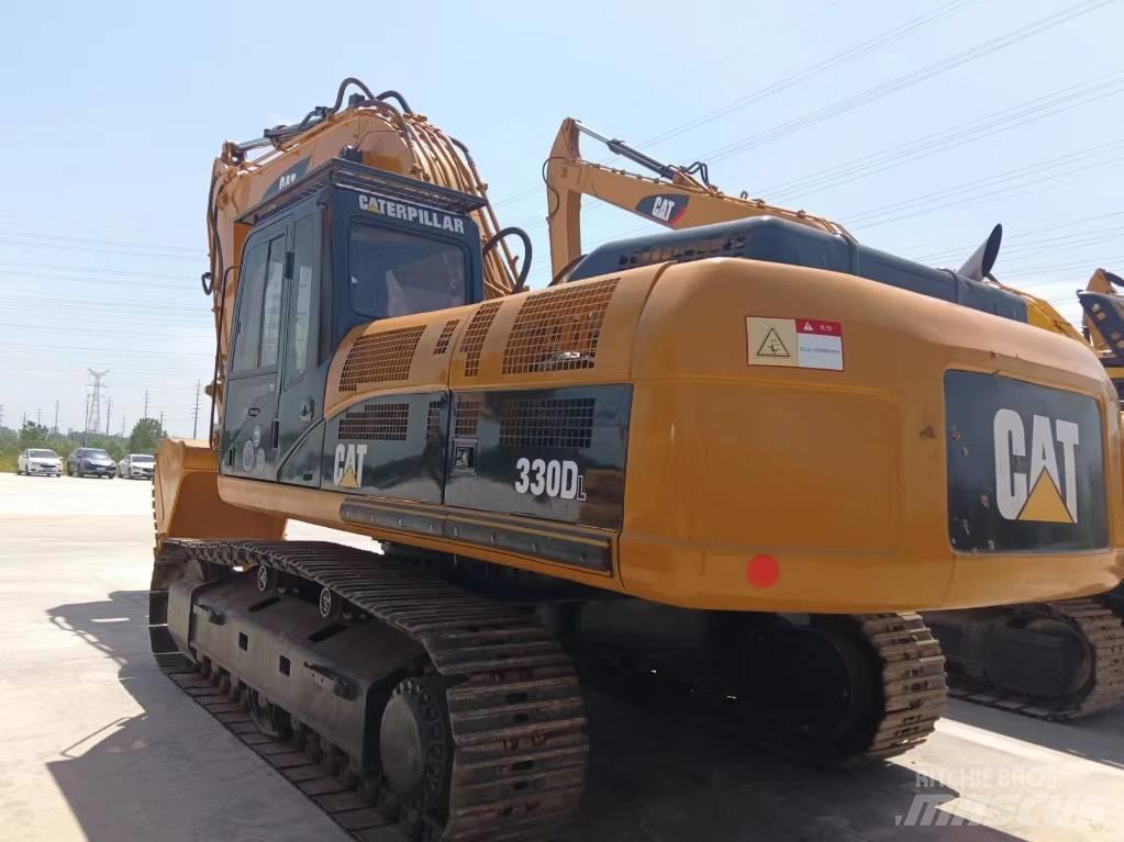Cata-Dyne 330 Bagri goseničarji