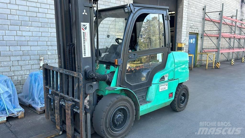 Mitsubishi FD 50 Dizelski viličarji