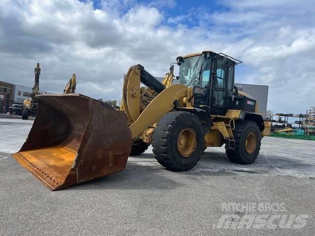 CAT 938 M Kolesni nakladalci