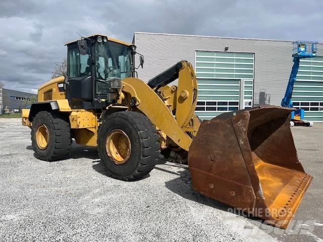 CAT 938 M Kolesni nakladalci