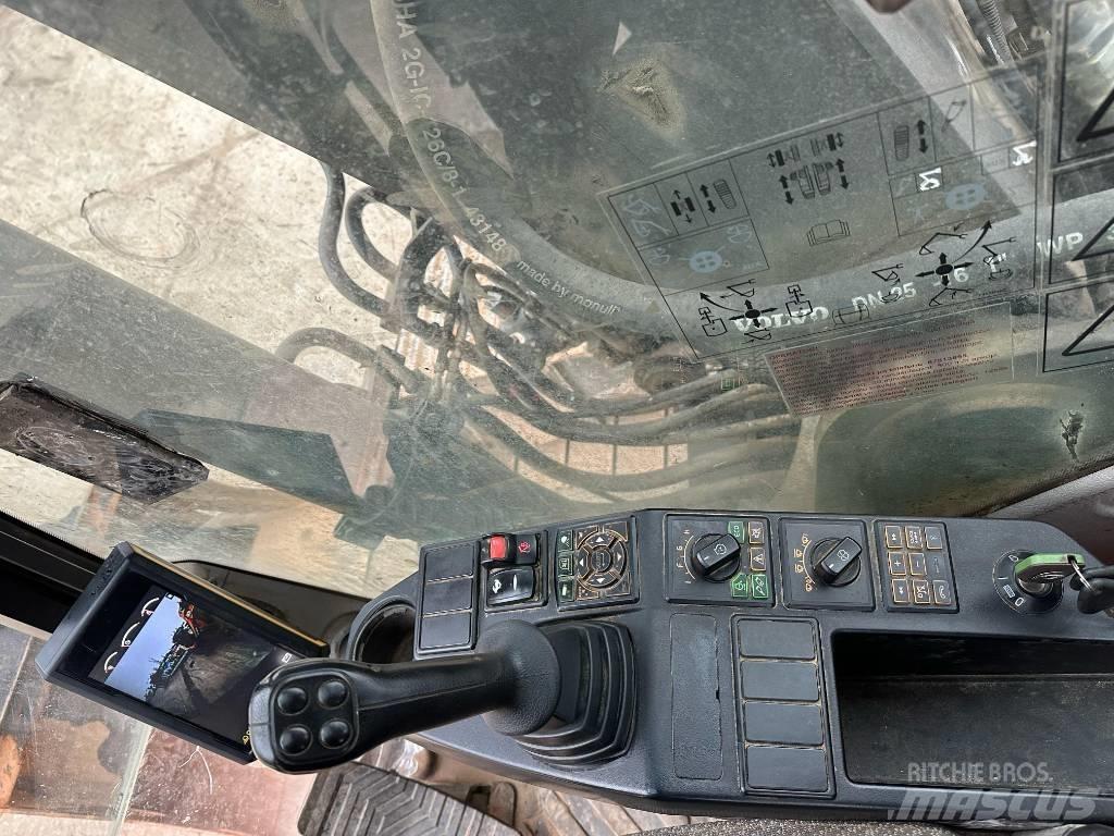 Volvo EC 160 EL Bagri goseničarji