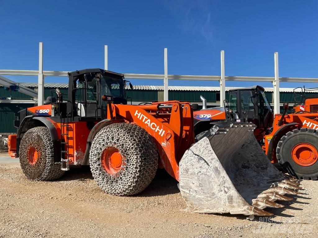 Hitachi ZW 550 - 6 Kolesni nakladalci