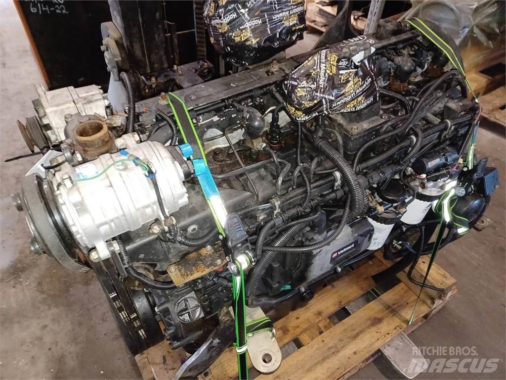 Komatsu 860.4 Motorji