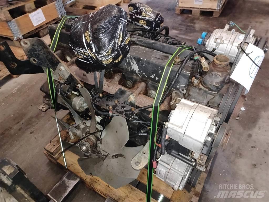 Komatsu 860.4 Motorji