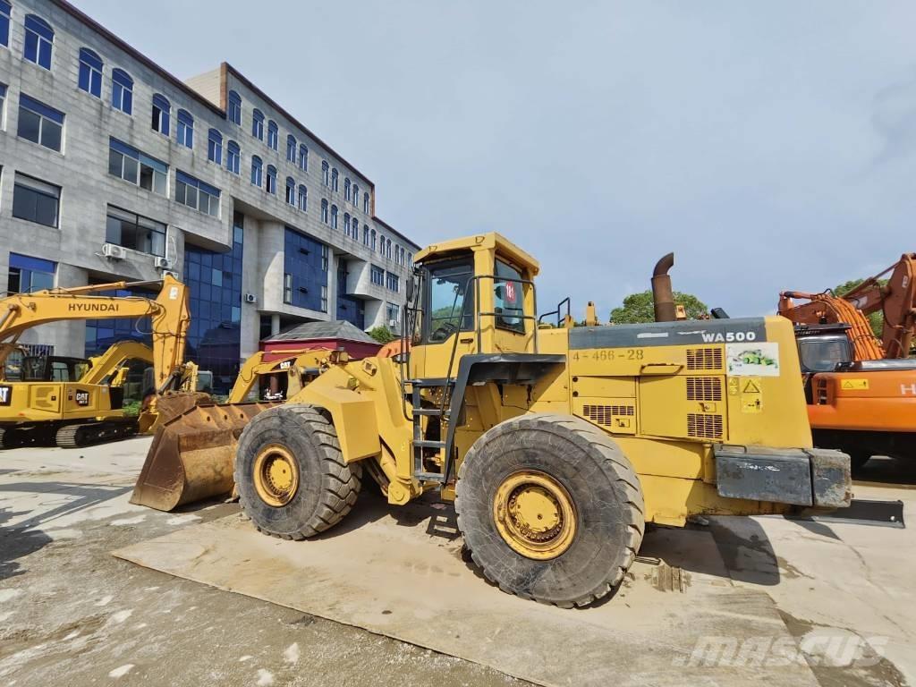 Komatsu WA 500 Kolesni nakladalci