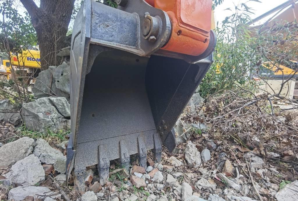 Hitachi ZX 120 Bagri goseničarji