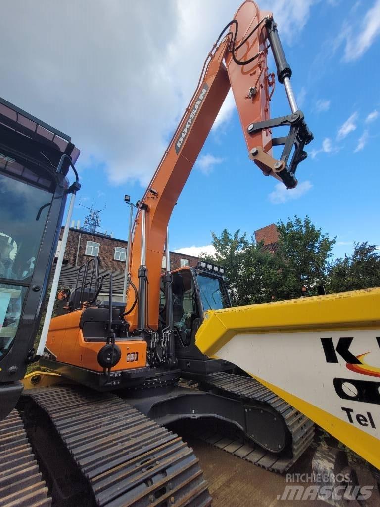 Doosan DX 210 LC-7 Bagri goseničarji