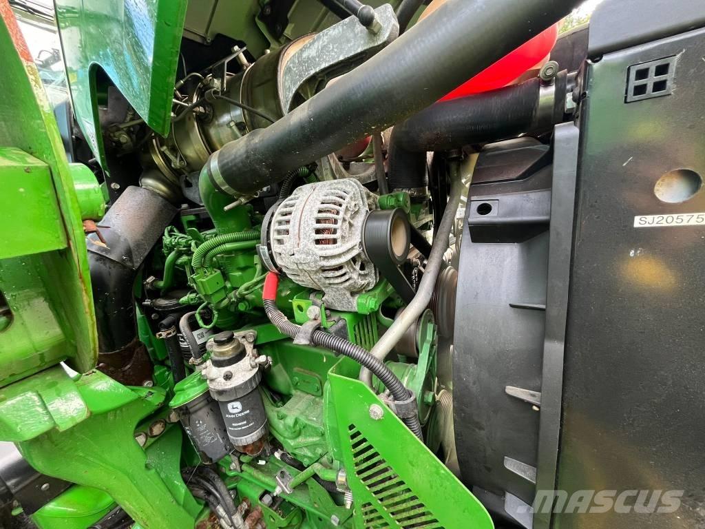 John Deere 5100 M Traktorji