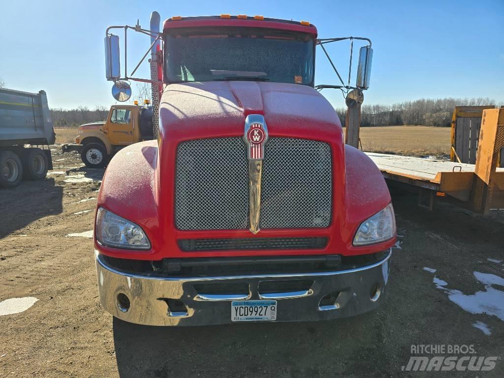 Kenworth T 440 Kiper tovornjaki