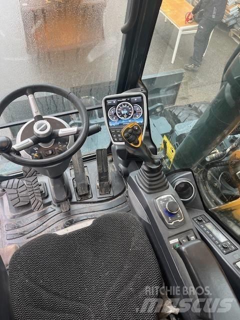 Hyundai HW160 Bagri na kolesih