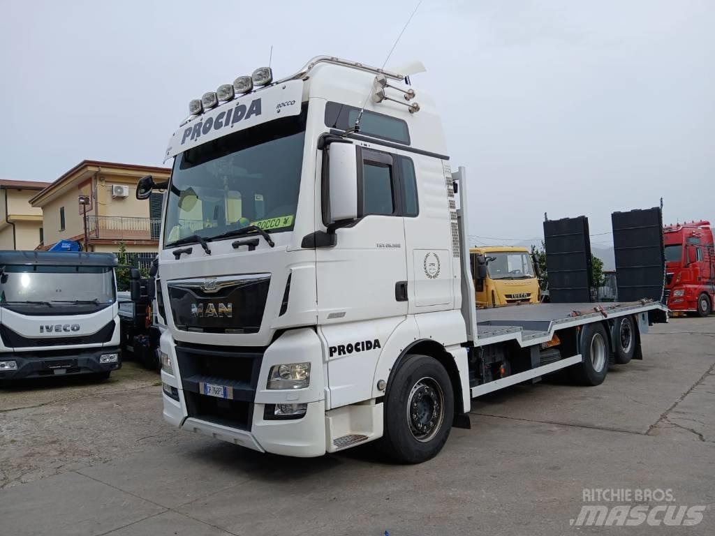 MAN TGX 26.560 Tovornjaki za prevoz avtomobilov z vitlom