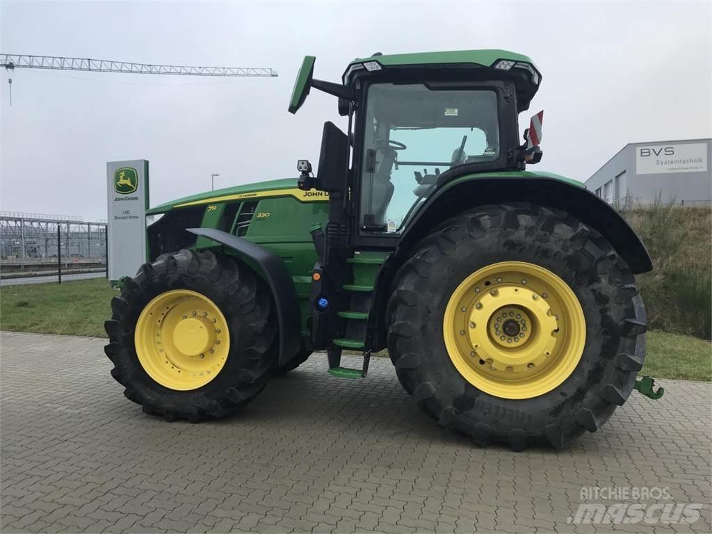 John Deere 7R 330 Traktorji