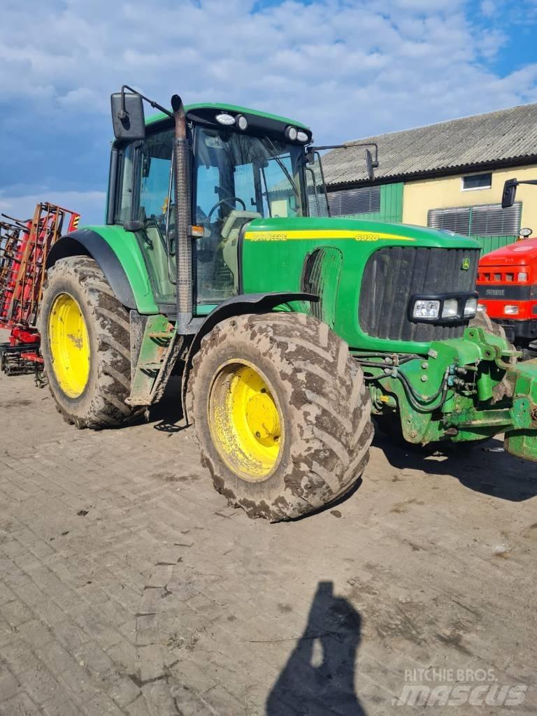 John Deere 6920 Traktorji