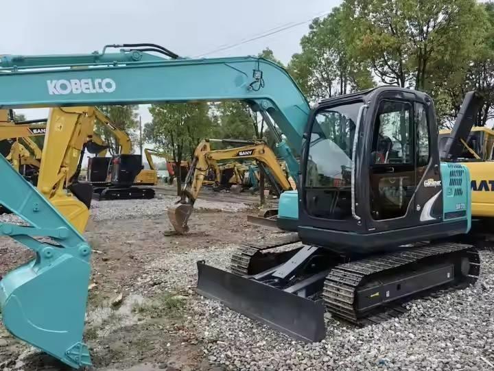 Kobelco SK75 Bagri goseničarji