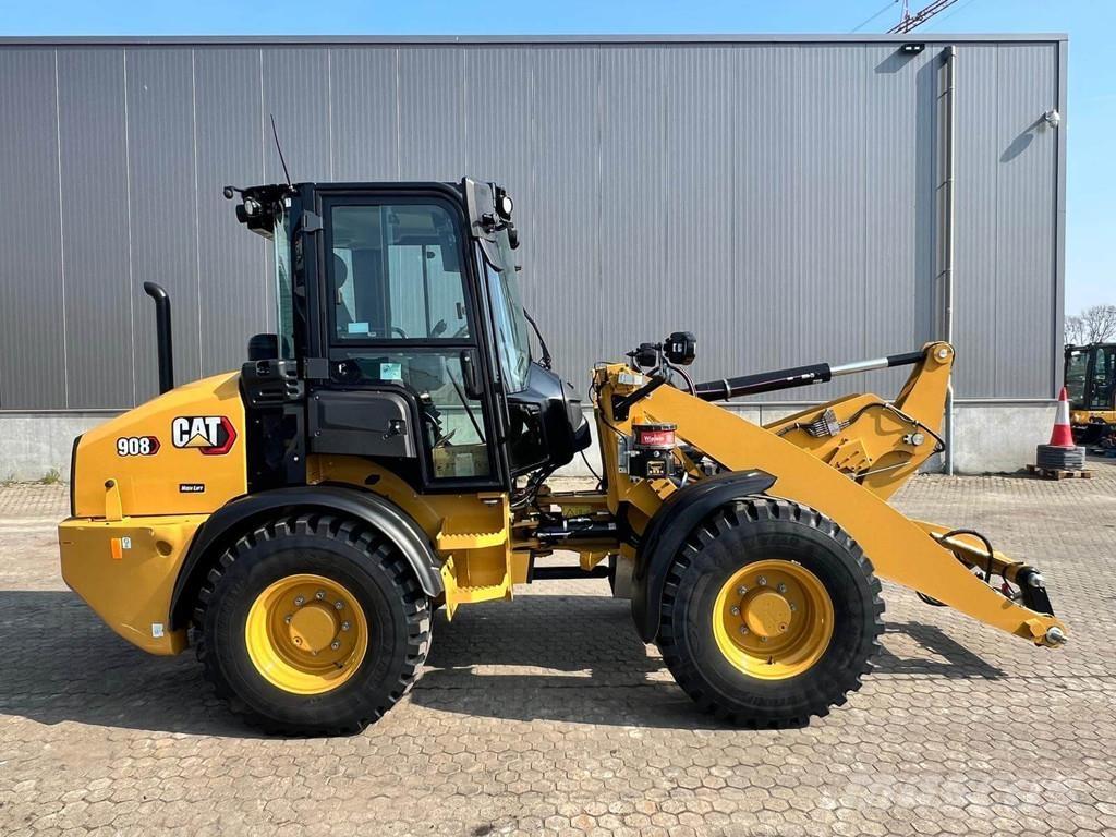 CAT 908 Kolesni nakladalci