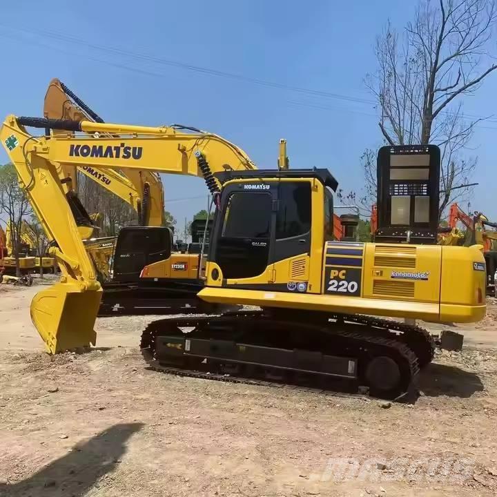 Komatsu PC220-8 Bagri goseničarji