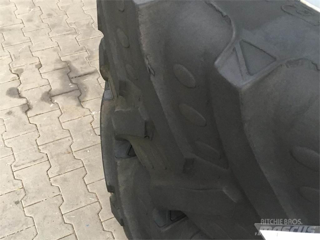 BKT 480/70R34 Gume, kolesa in platišča