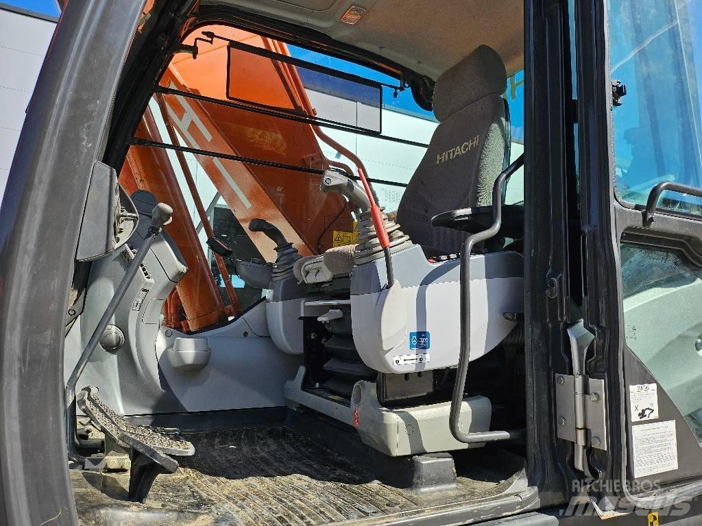 Hitachi ZX 210 LC-5 Bagri goseničarji