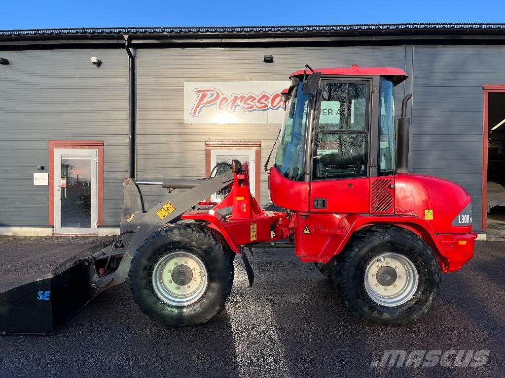 Volvo L30 Pro-10 Kolesni nakladalci