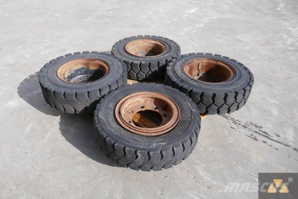 Trelleborg 7.50-15 Gume, kolesa in platišča