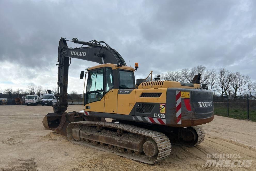 Volvo EC 220 DL Bagri goseničarji