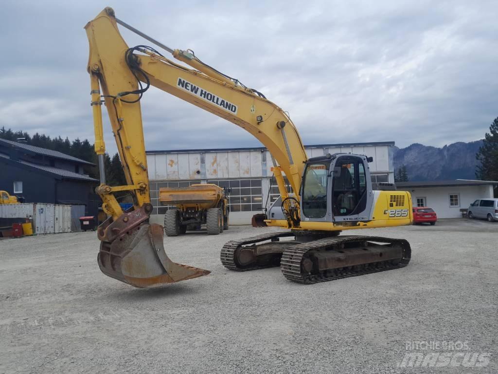 New Holland E 265 Bagri goseničarji