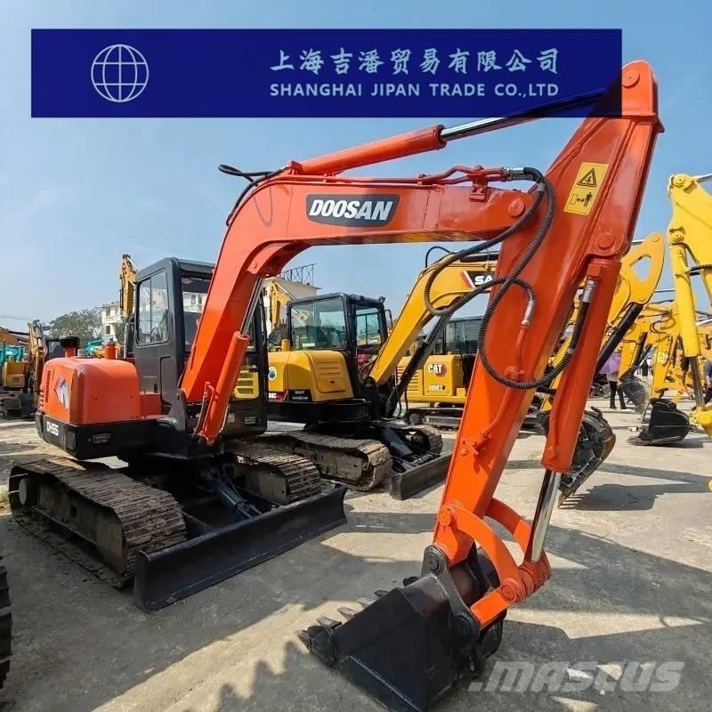 Doosan DH 55 Mini bagri <7t