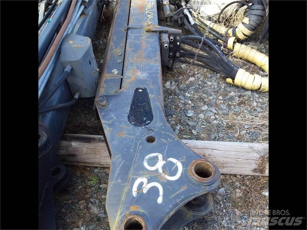 John Deere 210 Dvigala za gozdne kombajne