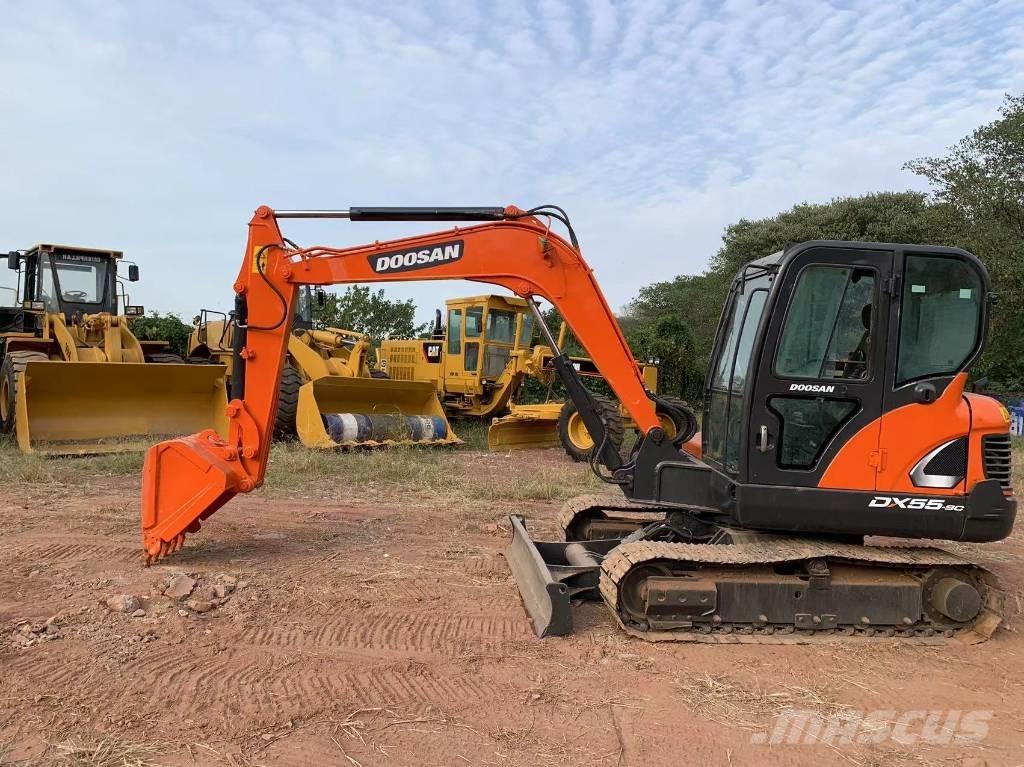 Doosan DX 55 Mini bagri <7t