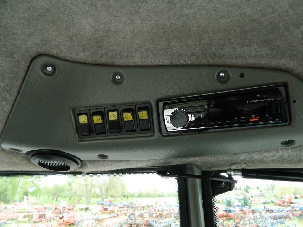 Valtra C 130 Traktorji