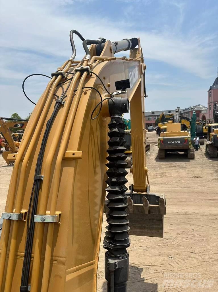 XCMG XE 215 DA Bagri goseničarji