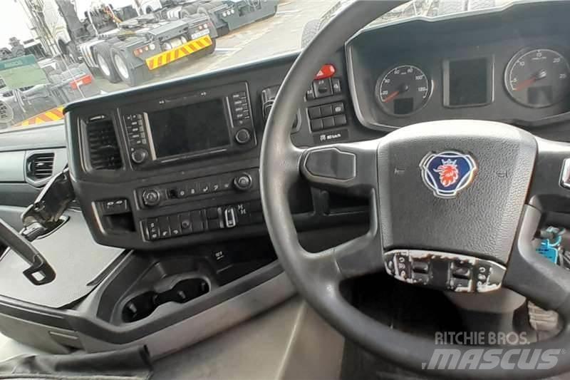 Scania G460 Drugi tovornjaki