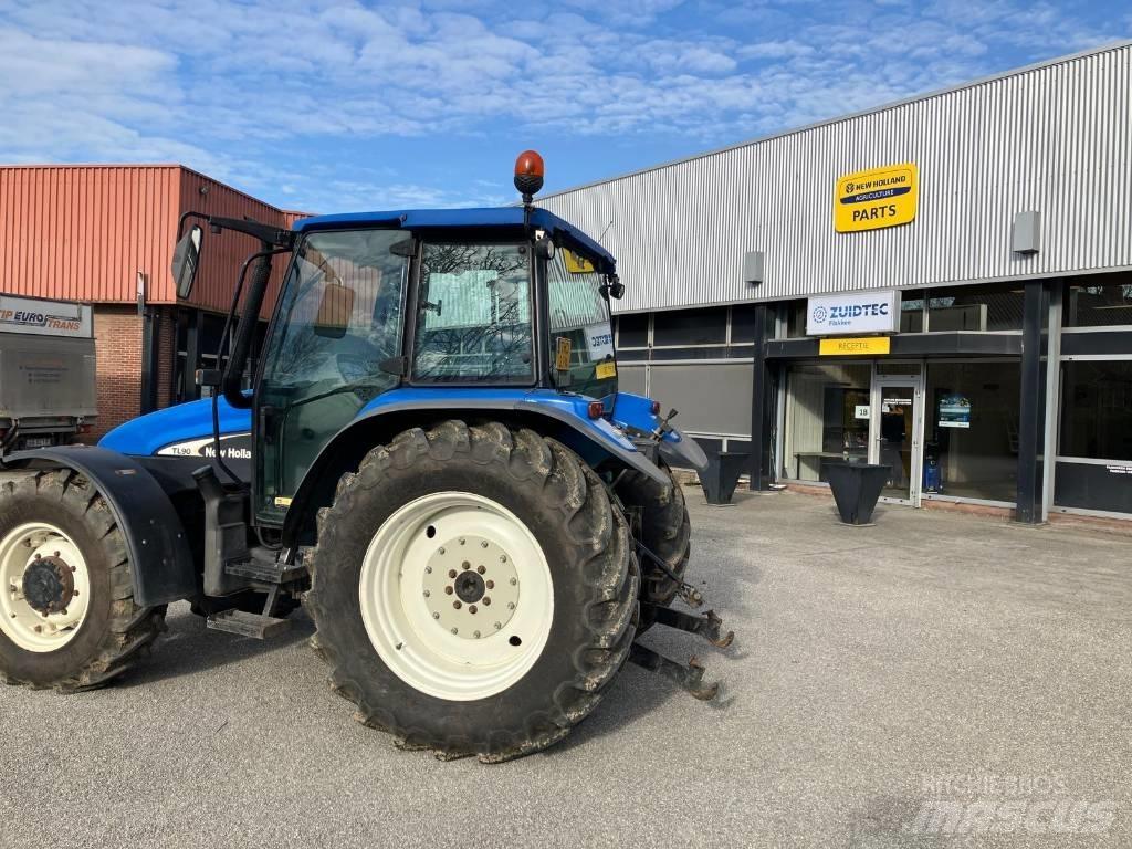 New Holland TL 90 Traktorji