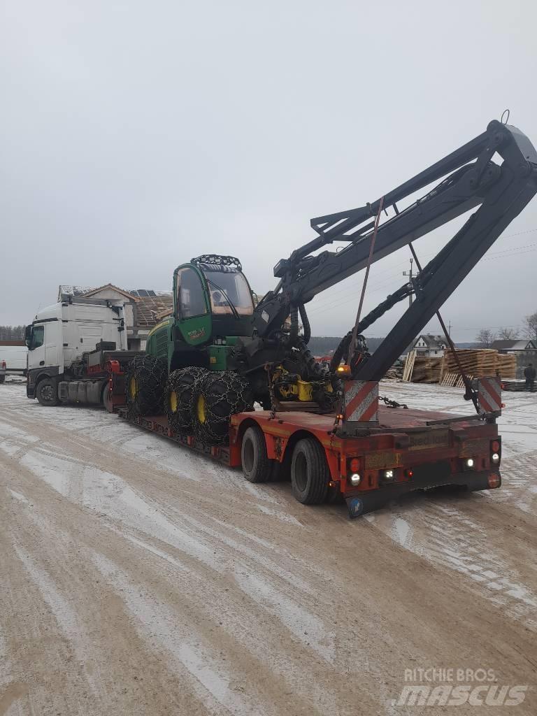 John Deere 1070 E Harvesterji