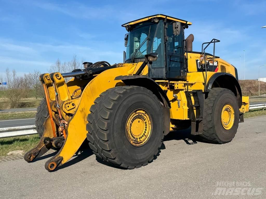 CAT 980M Kolesni nakladalci