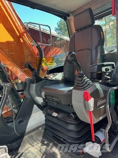Doosan DX 140 LC Bagri goseničarji