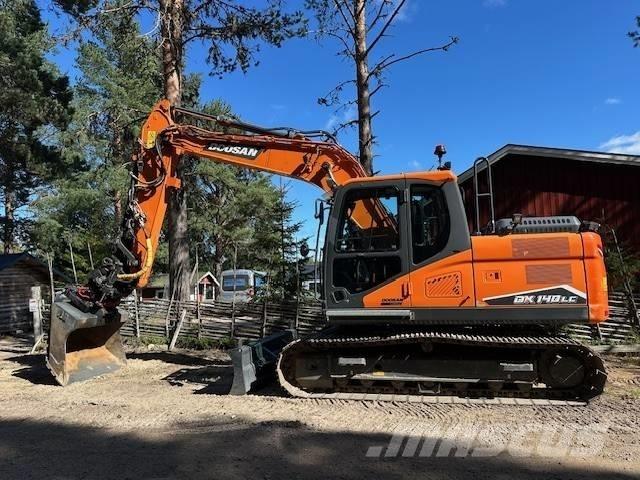 Doosan DX 140 LC Bagri goseničarji