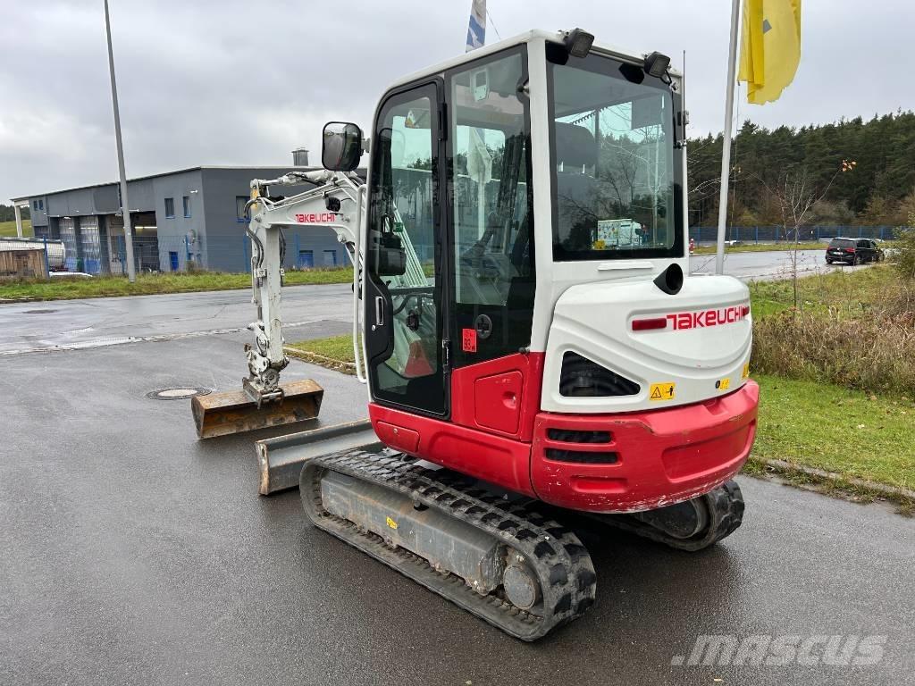Takeuchi TB 235-2 V3 Mini bagri <7t