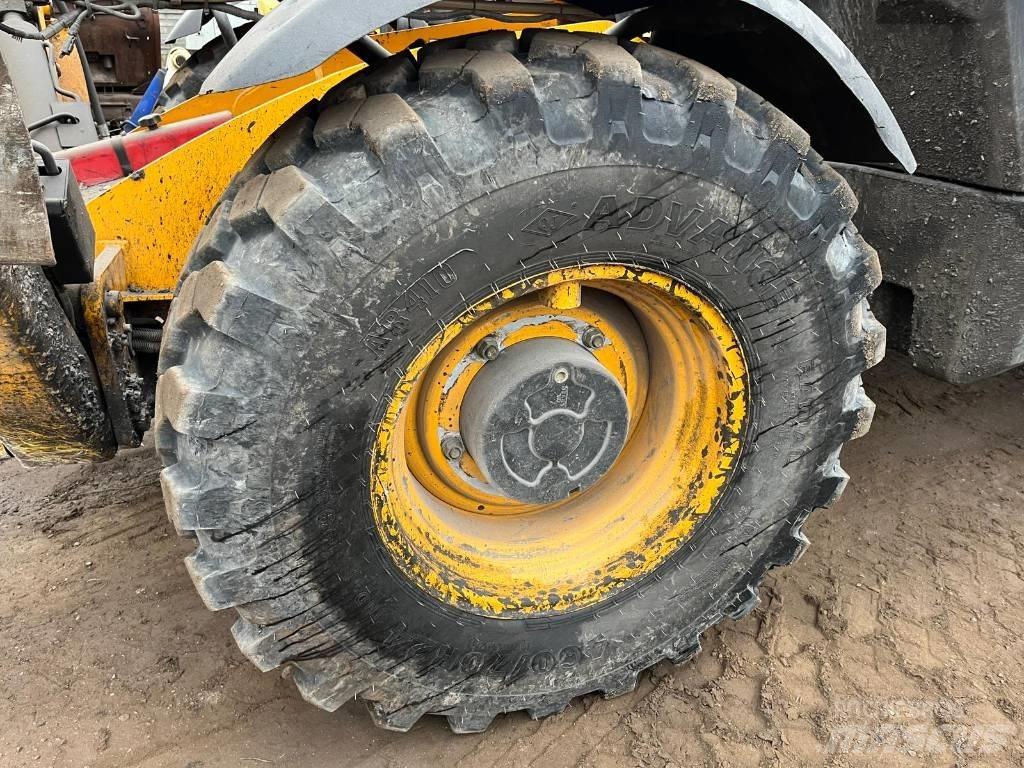 JCB 540-140 Teleskopski viličarji