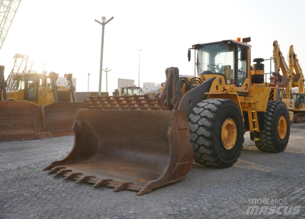 Volvo L220 F Kolesni nakladalci