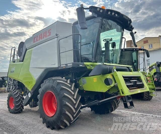CLAAS TRION 530 Kombajni
