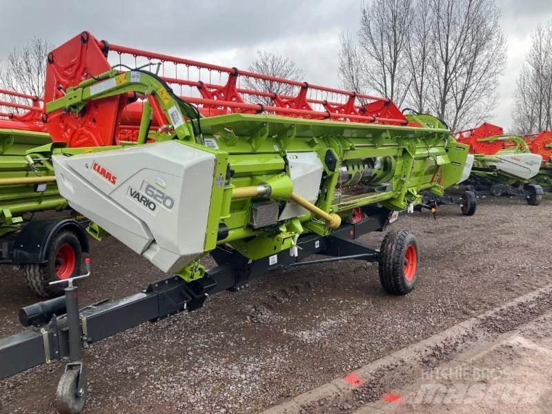 CLAAS TRION 530 Kombajni