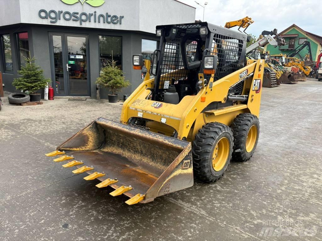 CAT 216 B 3 Skid steer mini nakladalci