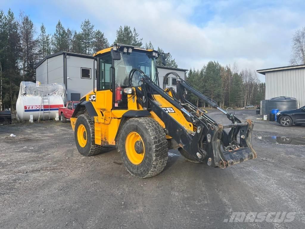 JCB 413K Pyöräkone Kolesni nakladalci