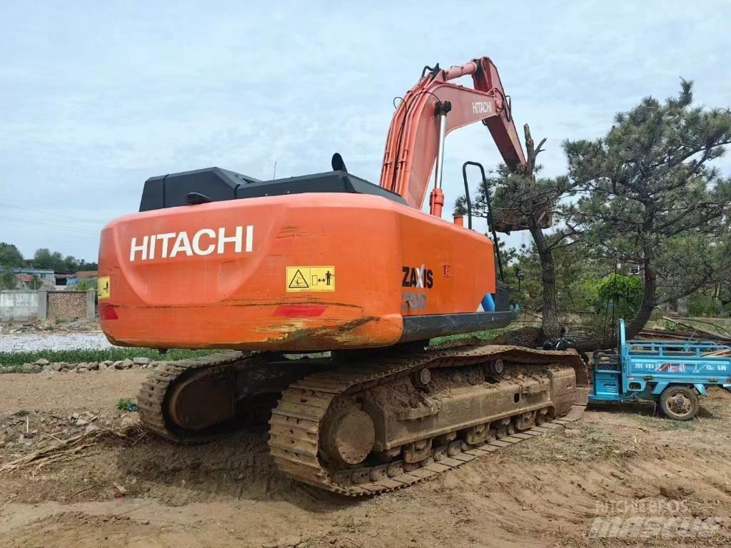 Hitachi ZX 300 Bagri goseničarji