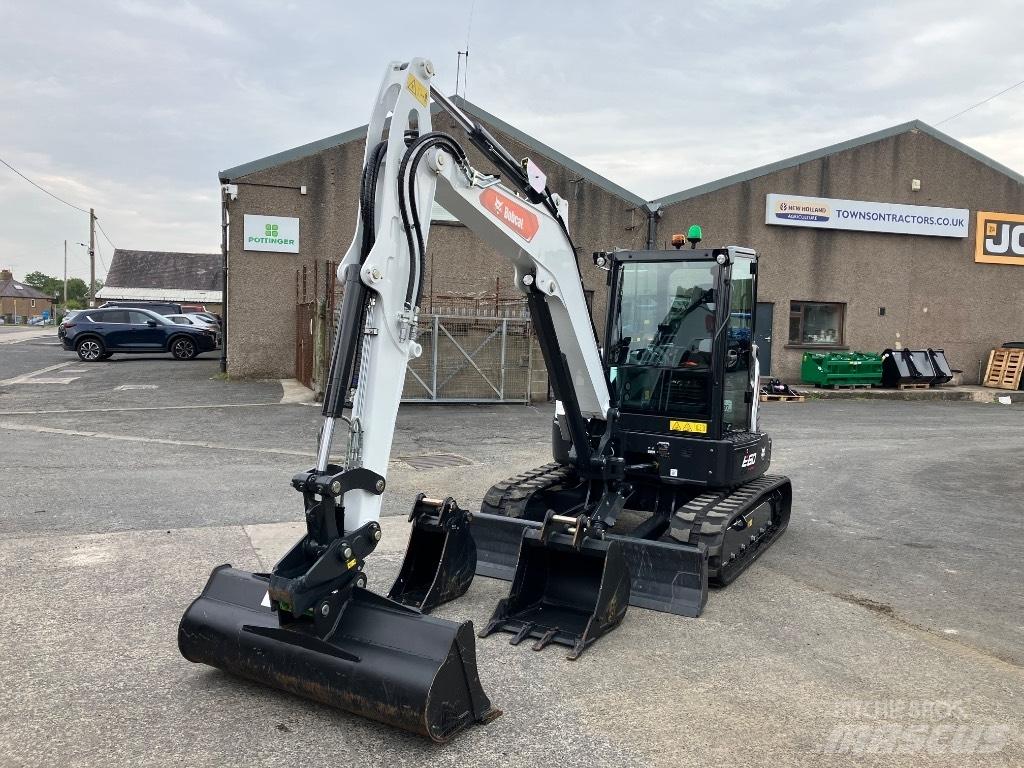 Bobcat E60 Mini bagri <7t