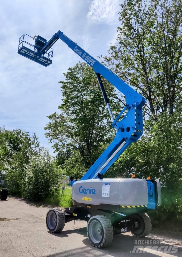 Genie S-60 FE Zglobne dvižne ploščadi
