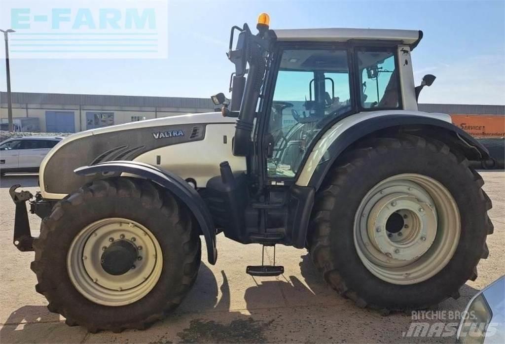 Valtra t 202 Traktorji