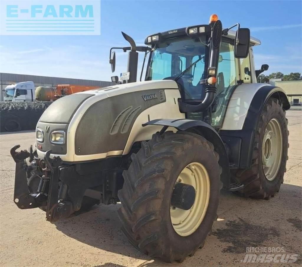 Valtra t 202 Traktorji